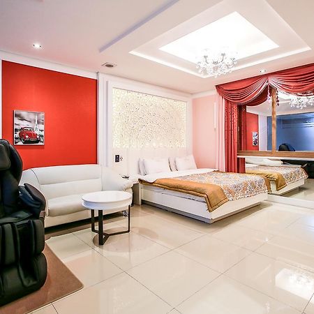 Shell Stone Yeosu Business Hotel Exterior foto
